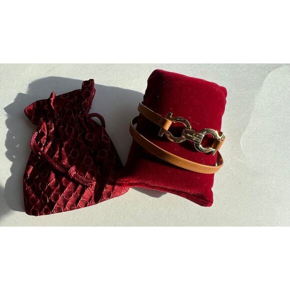 NEW Ferragamo Timeless Chic Gancini Double Brown Leather Gold Tone Bracelet - Picture 10 of 14